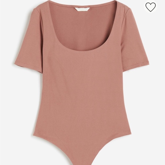 H&M Tops - NWT H&M pink bodysuit